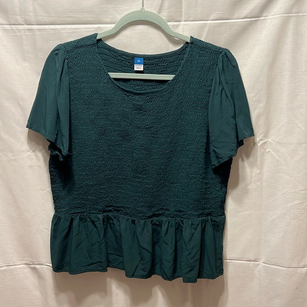 Old Navy Women’s Forest Green Peplum Top Size XL